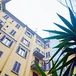 Montenero Flat - Elegant, Modern & Comfortable