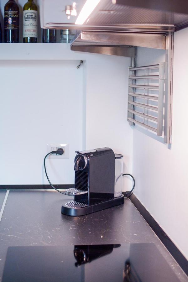 Apartment Montenero Flat - Elegant, Modern & Comfortable Mailand